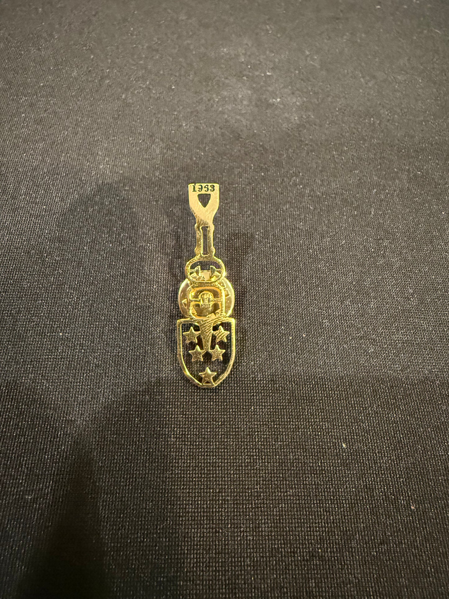 IPT 1963 Gold Shovel Lapel Pin