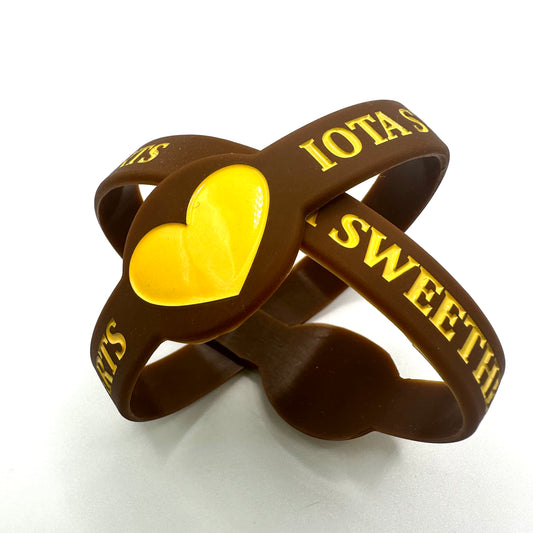 Iota Sweethearts gold heart balance wristband